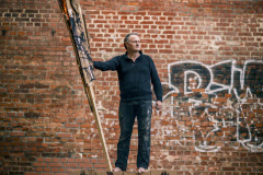 Abb.-10-2013-Performance-HELGE-MACHT-FEUER-Galerie-Queen-Anne-Leipzig-2013