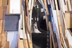 Abb.-64-2013-Sperrmuellbaumstumpf-installiert-in-der-Galerie-Queen-Anne