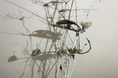 H.-Hambi-tate-15-Kleinplastik-verschiedene-Naturmaterialien-2020